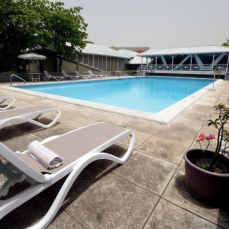 The Liguanea Club Hotel Kingston Buitenkant foto