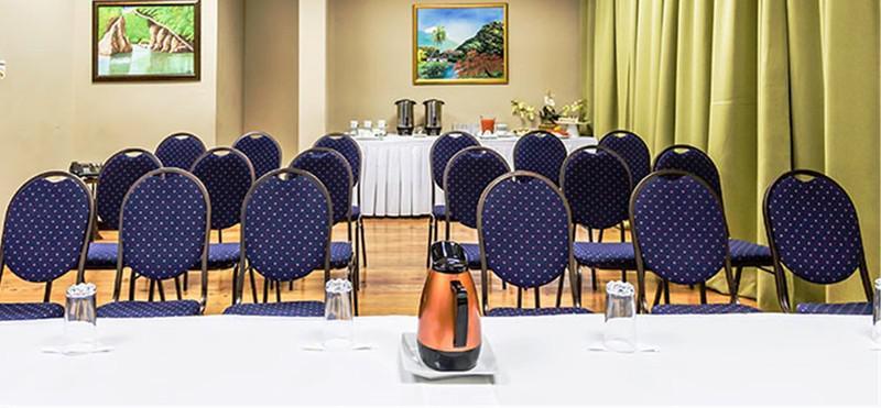 The Liguanea Club Hotel Kingston Buitenkant foto