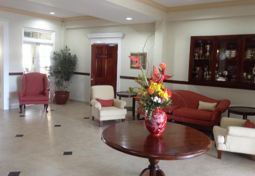 The Liguanea Club Hotel Kingston Buitenkant foto